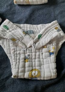 Baby muslin diapers