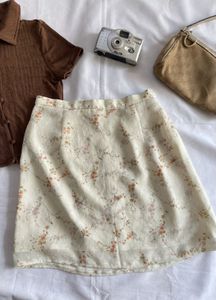 Set Of Cute Top And Skirt