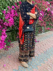 Elegant Printed Salwar Kameez
