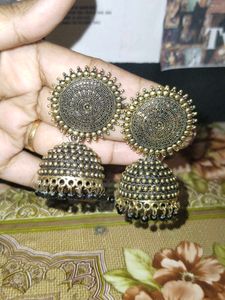 Jhumkas