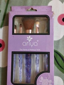 Ariiya Makeup Brush Set