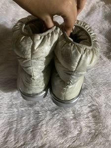 H&amp;M Puffer Boots