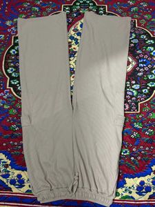 Cargo Pants fits upto 28 to 32 waist