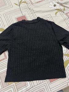 Women Black Top