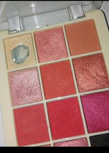 Shimmery Eyeshadow ✨