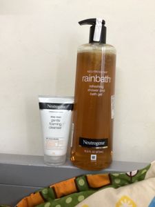 Neutrogena Rainbath shower gel& Cleanser