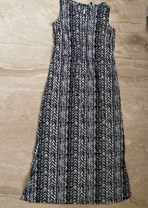 Chic Black & White Maxi Dress