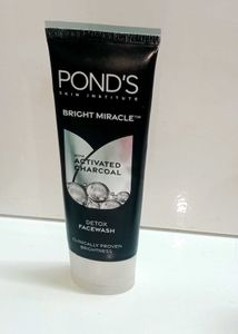 Pond Bright Miracle Detox Face Wash