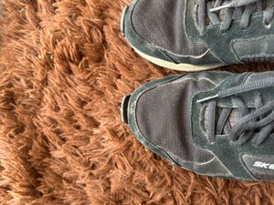 Black Skechers Shoes