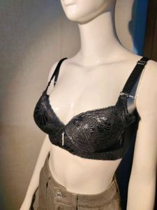 Elegant Black Lace Bra