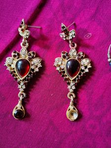 Pack Of 2 Earrings