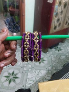 Beautiful Thread Bangle Set