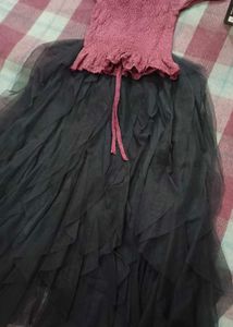 Cute Outfit: Top &amp; Tulle Skirt