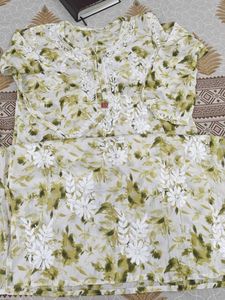 Floral Embroidered Kurta Set