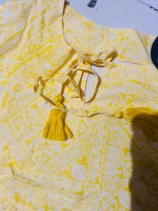 🌼 Clovia Yellow Kurta Set – Sunshine vibes at a….