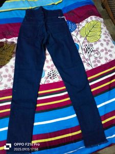 Skinny Jeans For Girls