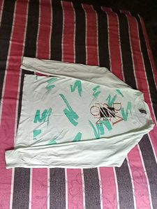 A beautiful T shirt