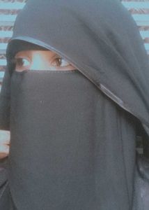 Elegant Black Niqab Nose Pis