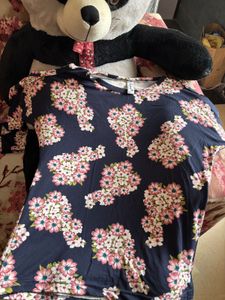 Cold shoulder top with floral prints