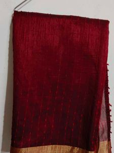Elegant Maroon Saree (women's)