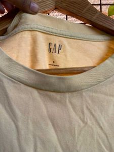 GAP Yellow Tee