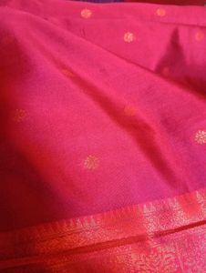 Elegant Houndstooth Saree With Attached Blouse