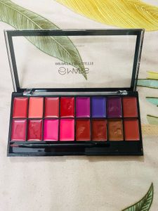 Mars Infinity Lip Palette