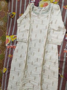Elegant Embroidered Kurta