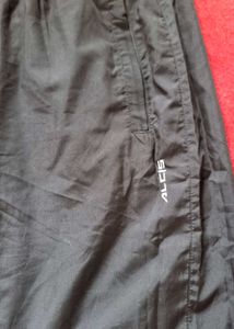 unisexual Alcis black track oants