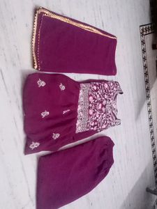 Naira Plazoo Set