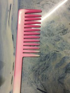 Oziva Bath Sponge - New in Package and hair comb