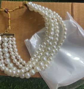 Pearl Choker