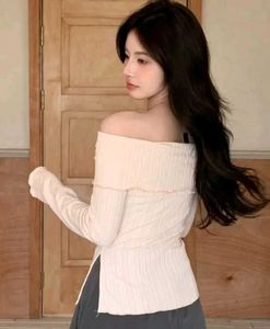 Off-Shoulder Long Sleeve Top