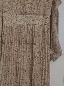 Floral Pleated Midi Dress