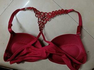 Red push up bra
