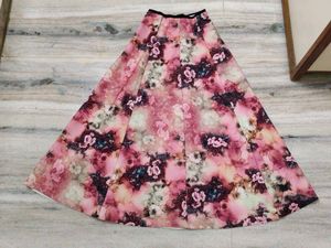 Elegant Floral Maxi Skirt