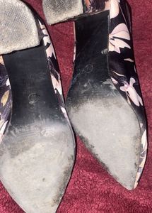 Black Floral Block Heel
