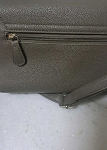 Lavie Sling Bag