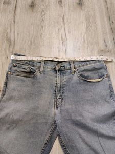 Ma1313 Levi&#39;s jeans waist 34
