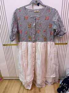 Cute Floral White and blue tunic
