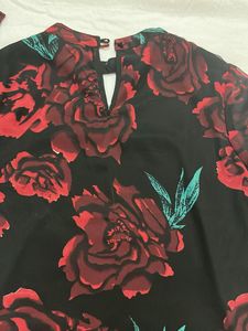 Floral Print Long Sleeve Top