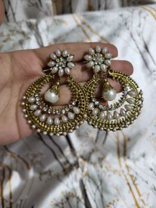 Studs For Women 👒