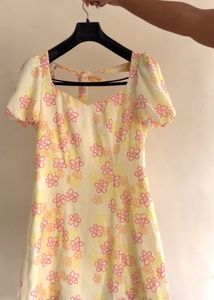 SHEIN FLORAL YELLOW DRESS BRAND NEW♥️