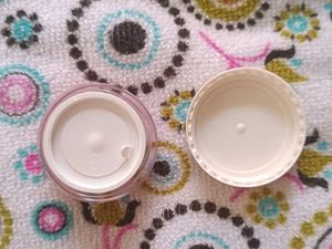 Just Herbs Lip And Cheek Tint - Peachy Coral
