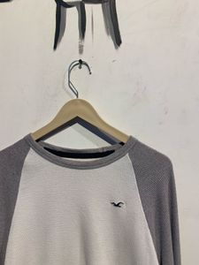 Hollister Long Sleeve T-Shirt