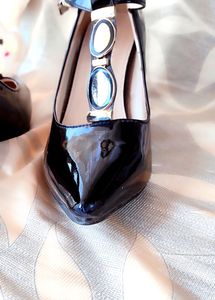 Black Stiletto Heel Pointed With Red soles