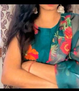 Klosia Green Flower Print Kurta Set