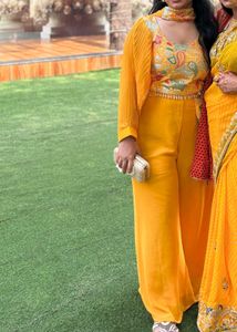 Indo western haldi outfit💛