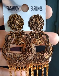 Earring