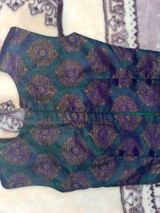 Traditional Crop Top